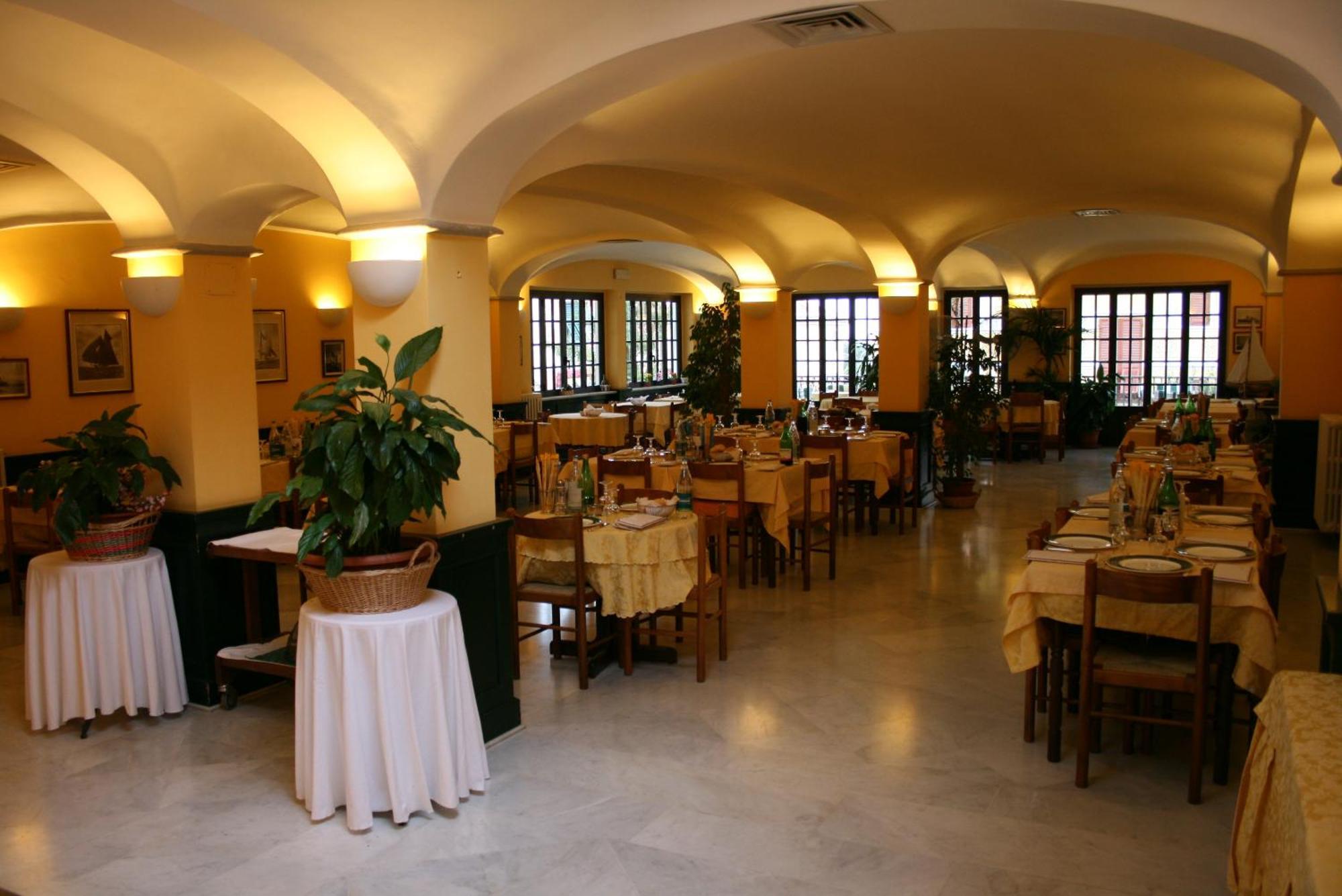 Mh Hotel Varazze Exterior foto